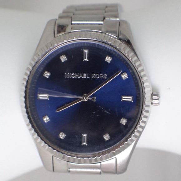 MICHAEL KORS Silver Tone Watch item#16947 - Picture 1 of 7